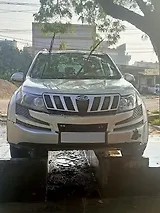 Mahindra XUV500 W8 AWD [2015-2017]