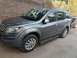 Mahindra XUV500 W6