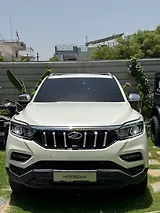 Mahindra Alturas G4 4WD AT [2018-2020]