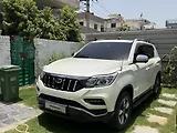 Mahindra Alturas G4 4WD AT [2018-2020]
