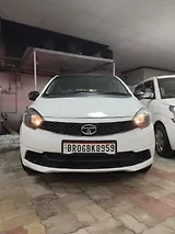 Tata Tigor Revotron XZ (O) Tata Tigor Revotron XZ (O)