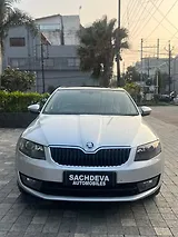 Skoda Octavia Elegance 2.0 TDI AT Skoda Octavia Elegance 2.0 TDI AT