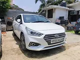 Hyundai Verna Fluidic 1.6 VTVT SX