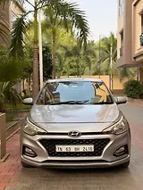 Hyundai i20 Sportz 1.2 IVT [2020-2023]