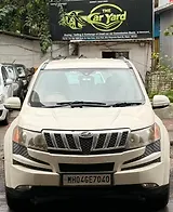 Mahindra XUV500 W8