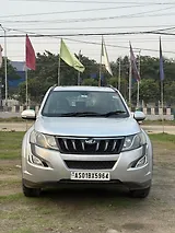Mahindra XUV500 W10 Mahindra XUV500 W10