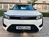 Mahindra XUV300 W4 1.2 Petrol [2019]