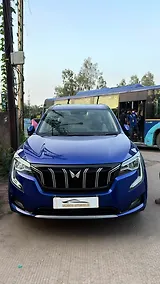 Mahindra Old Generation XUV700 AX 7 Diesel  AT Luxury Pack 7 STR [2021]