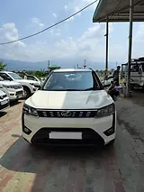 Mahindra XUV300 W6 1.5 Diesel AMT [2020]