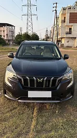 Mahindra Old Generation XUV700 AX5 2WD Diesel 2.2L Turbo Manual 7 STR