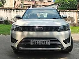 Mahindra XUV300 1.5 W8 (O) [2019-2020]