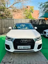 Audi Q3 35 TDI Premium Plus + Sunroof Audi Q3 35 TDI Premium Plus + Sunroof
