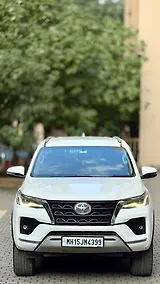 Toyota Fortuner 4x2 2WD Diesel 2.8L Turbo 6 Speed Manual Toyota Fortuner 4x2 2WD Diesel 2.8L Turbo 6 Speed Manual