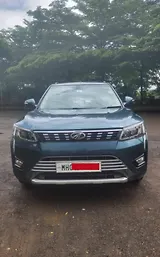 Mahindra XUV300 W8 1.2 Petrol [2019]