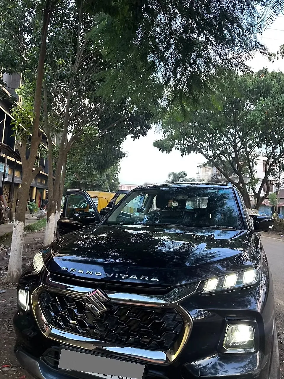 2025 मारुति सुज़ुकी ग्रैंड विटारा Alpha Plus (O) 2WD Hybrid (Electric + Petrol) 1.5L Automatic (e-CVT) Dual Tone 1