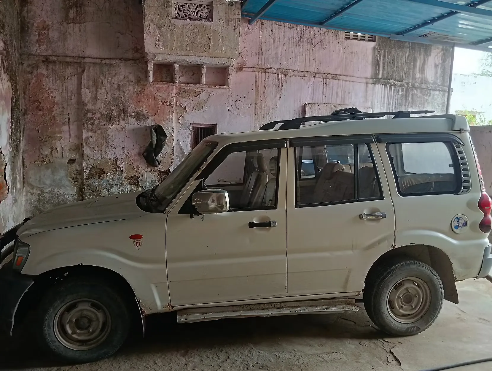 2012 Mahindra Scorpio Ex 1
