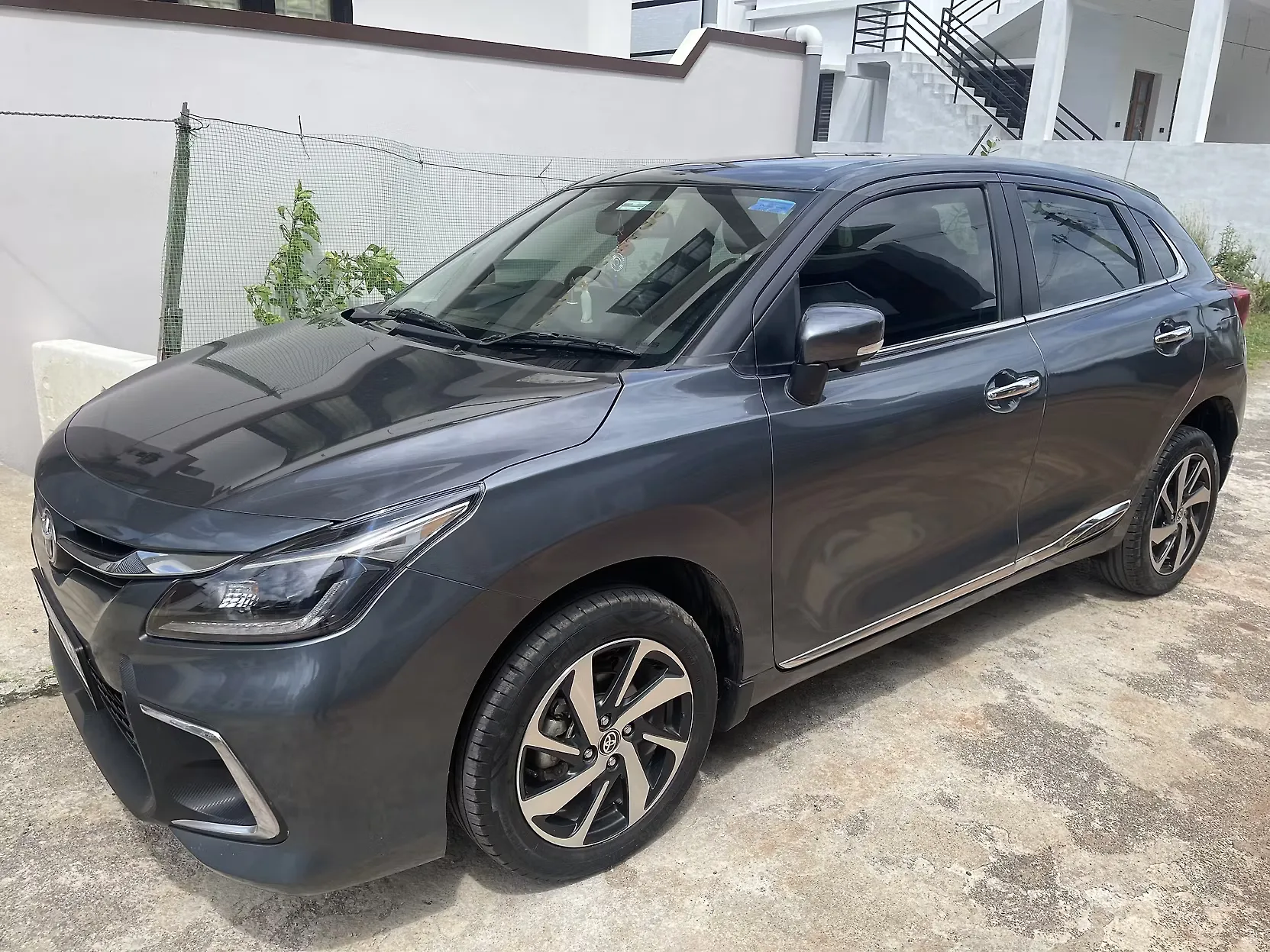 2023 टोयोटा ग्लैंजा V Petrol Automatic 1
