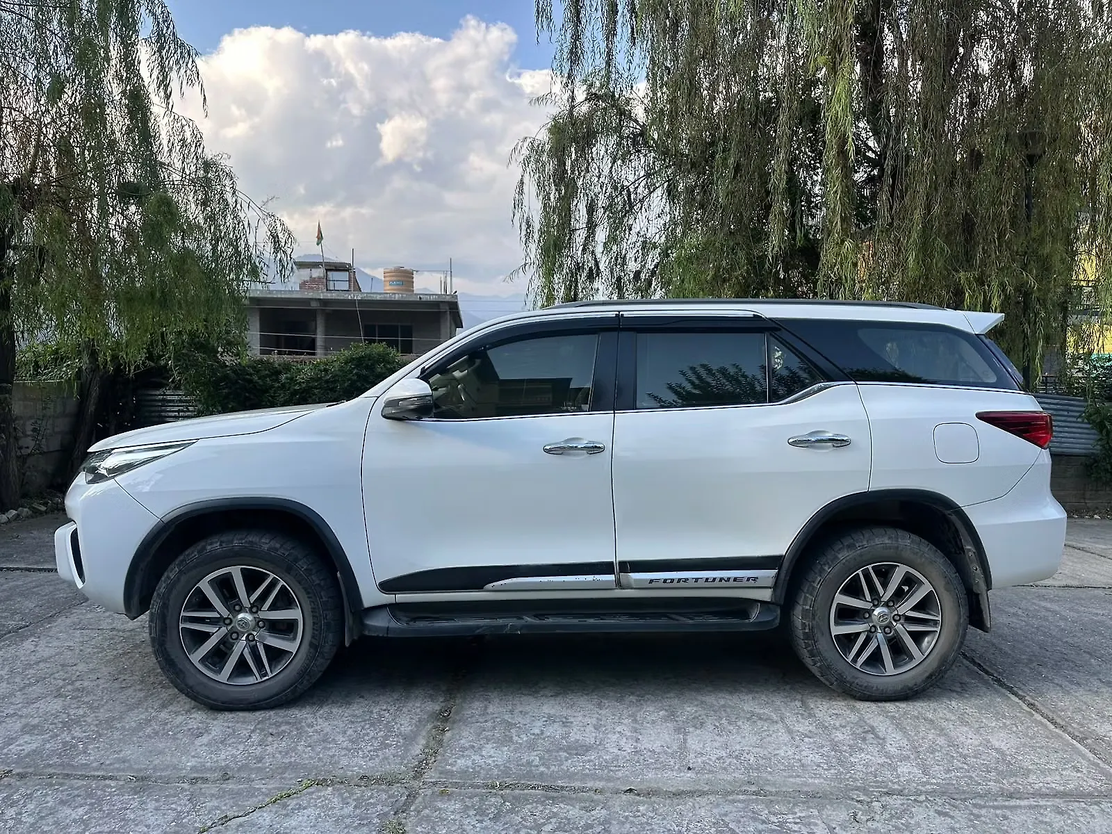 2019 टोयोटा फ़ॉर्च्यूनर 2.8 4x2 एमटी [2016-2020] 1