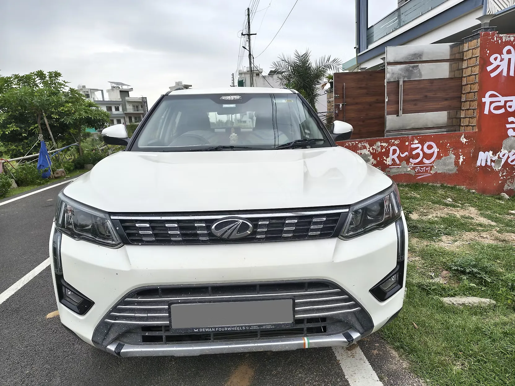 2019 Mahindra XUV300 1.5 W8 [2019-2020] 1