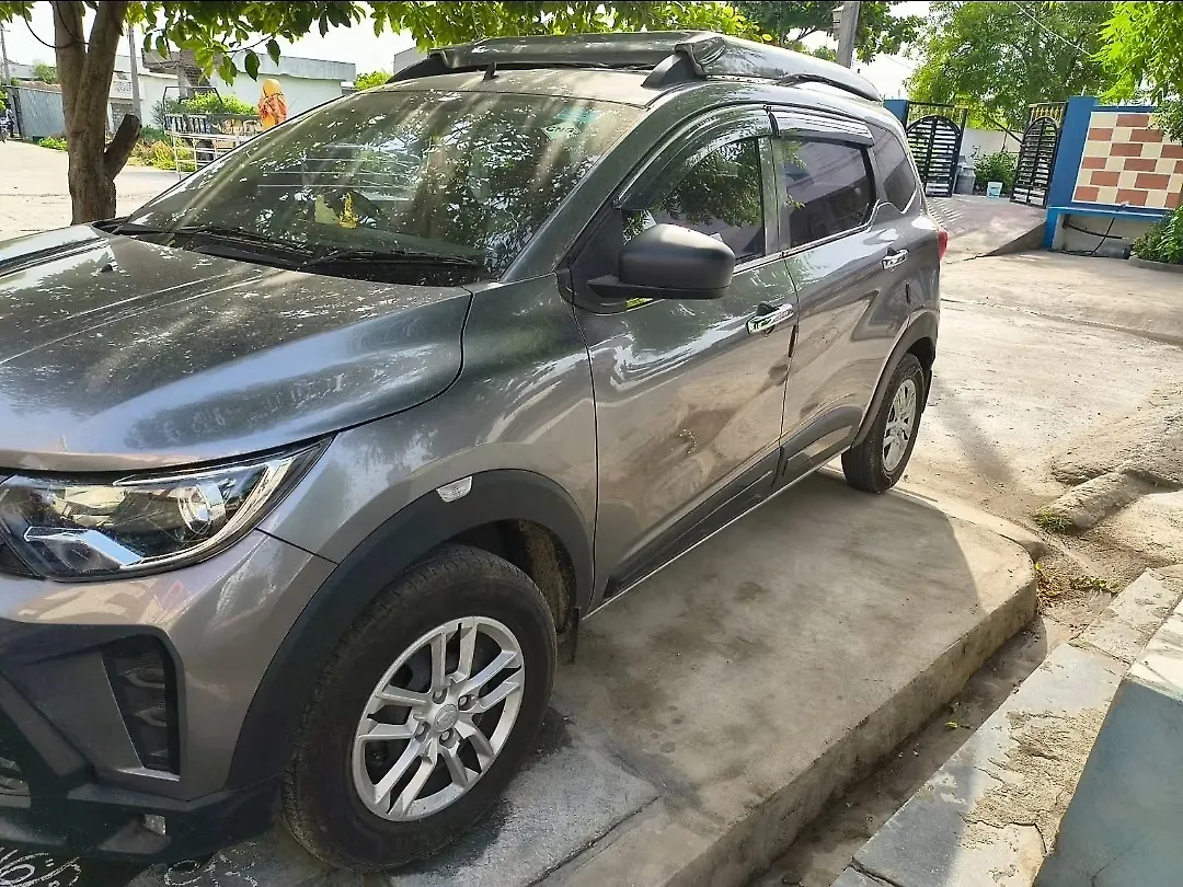 2025 Renault Triber RXL CNG 1