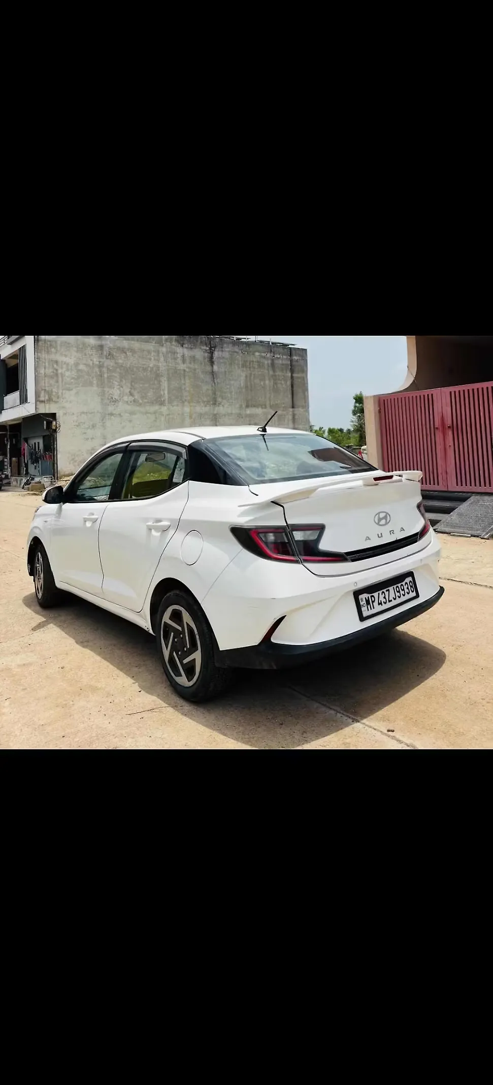 2025 Hyundai Aura SX 1.2 Petrol [2023-2025] 1