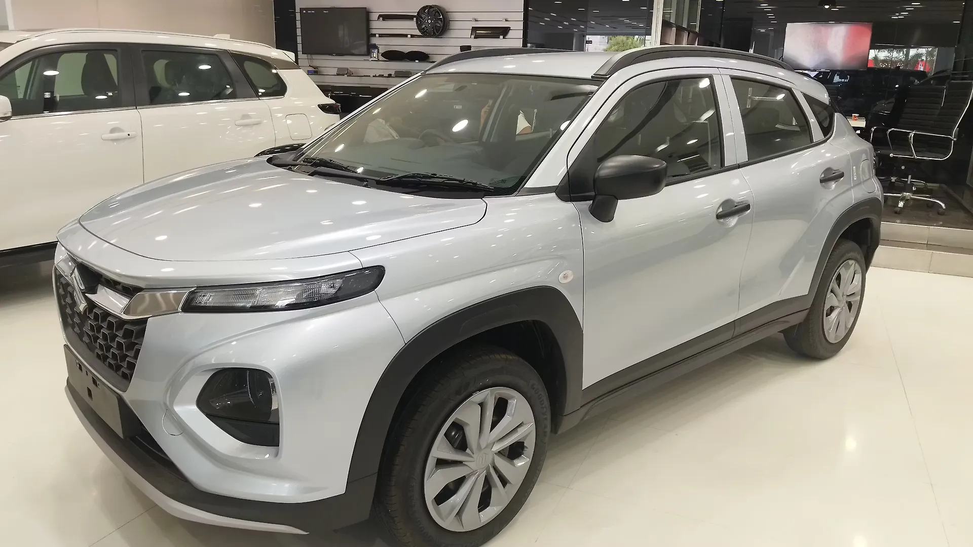 2024 Maruti Suzuki Fronx Sigma 1.2L MT [2023-2025] 1