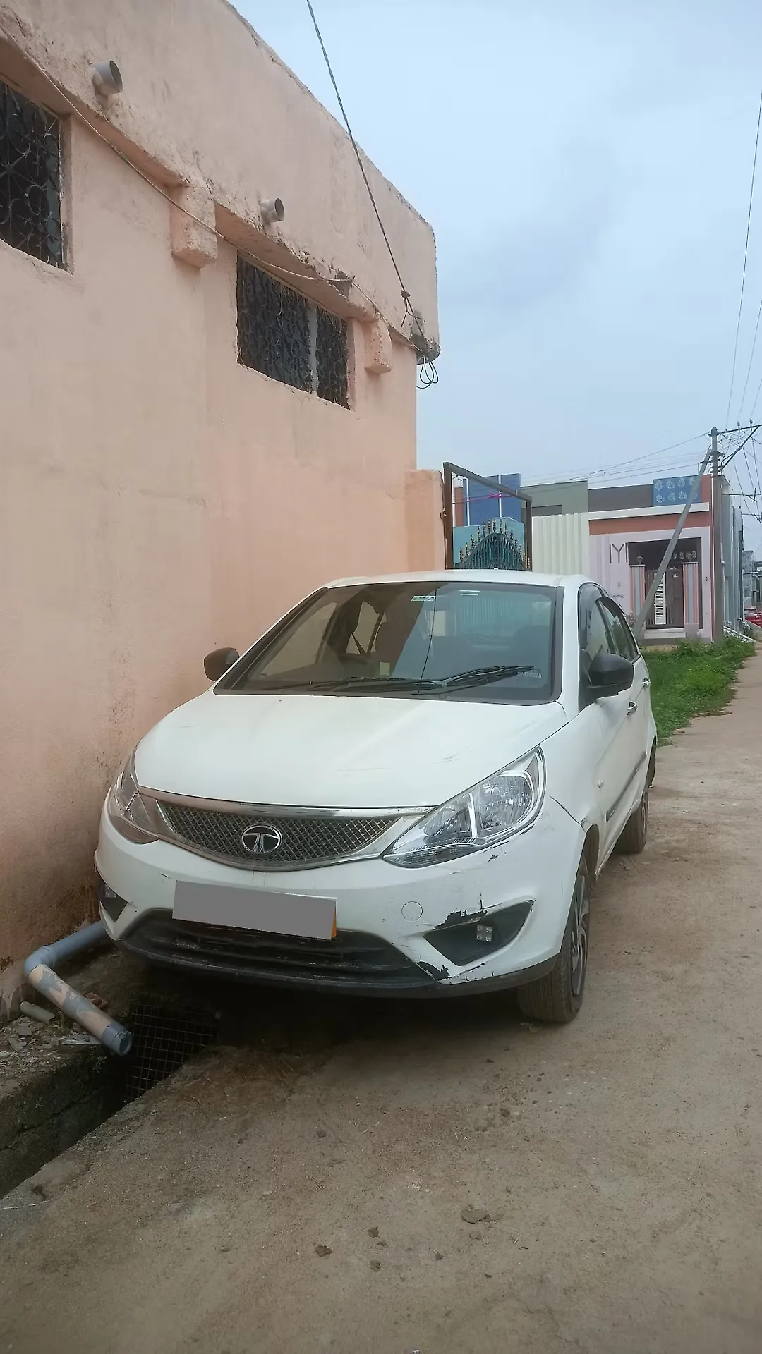 2016 टाटा ज़ेस्ट xe 75 ps डीज़ल 1