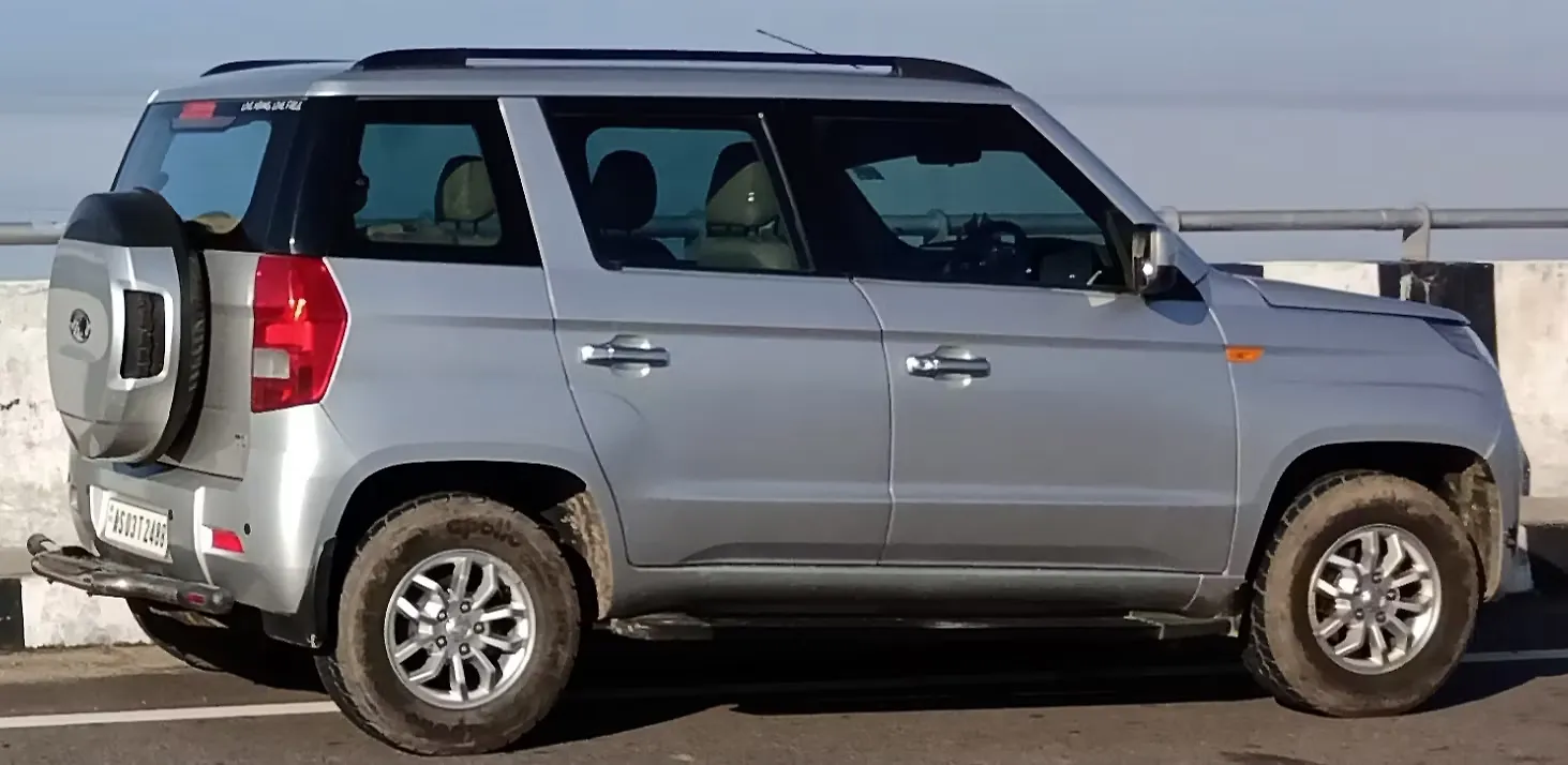 2016 Mahindra TUV300 T8 mHAWK100 1