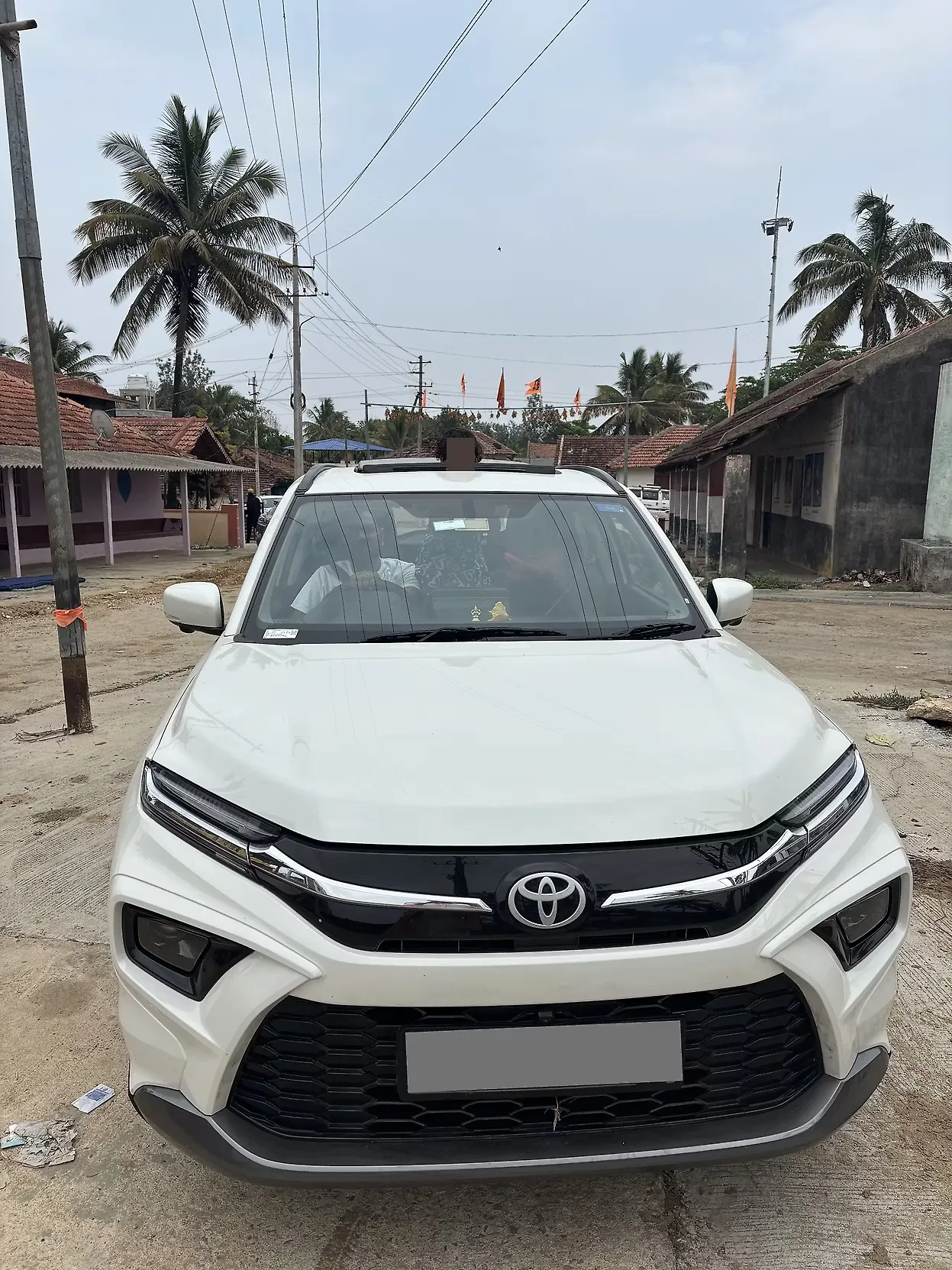 2025 Toyota Urban Cruiser Hyryder V 2WD Petrol 1.5L Automatic (TC) 1