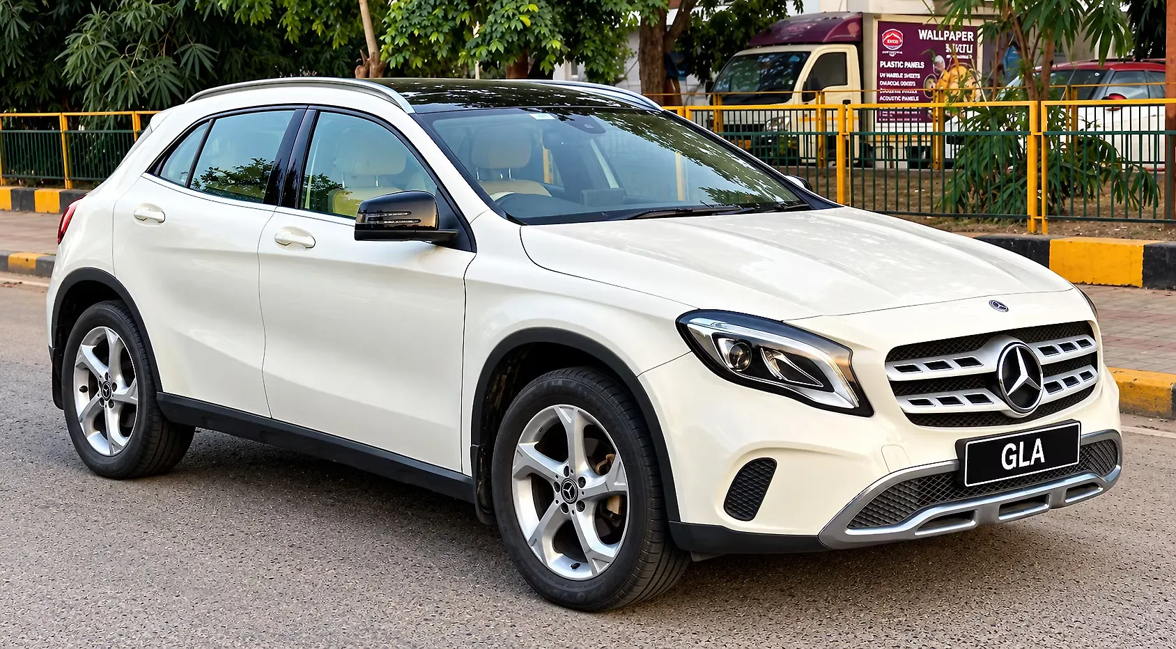 2018 Mercedes-Benz GLA 220 d 4MATIC 1