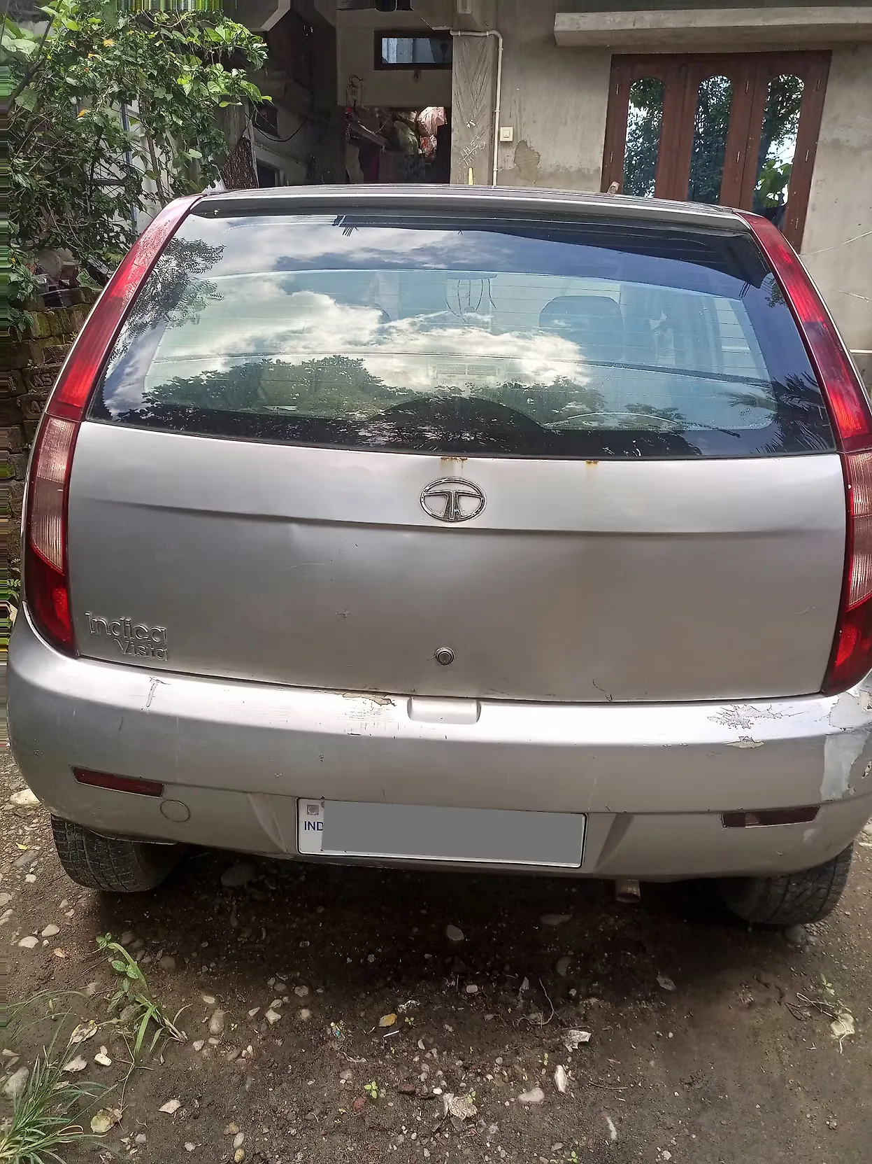 2010 टाटा विस्टा एक्वा 1.4 tdi 1