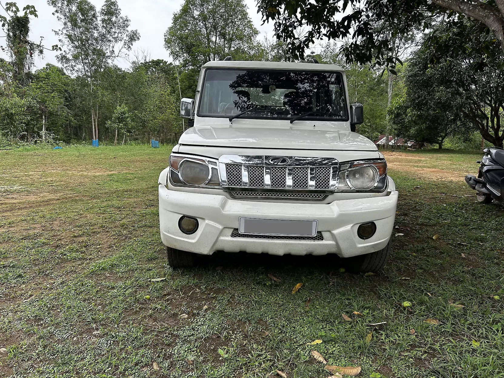 2015 महिंद्रा बोलेरो एसएलएक्स BS IV 1