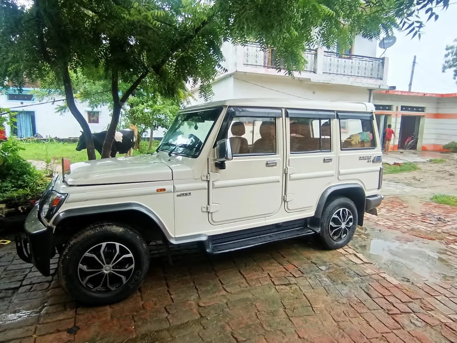 2016 Mahindra Bolero SLX BS III 1