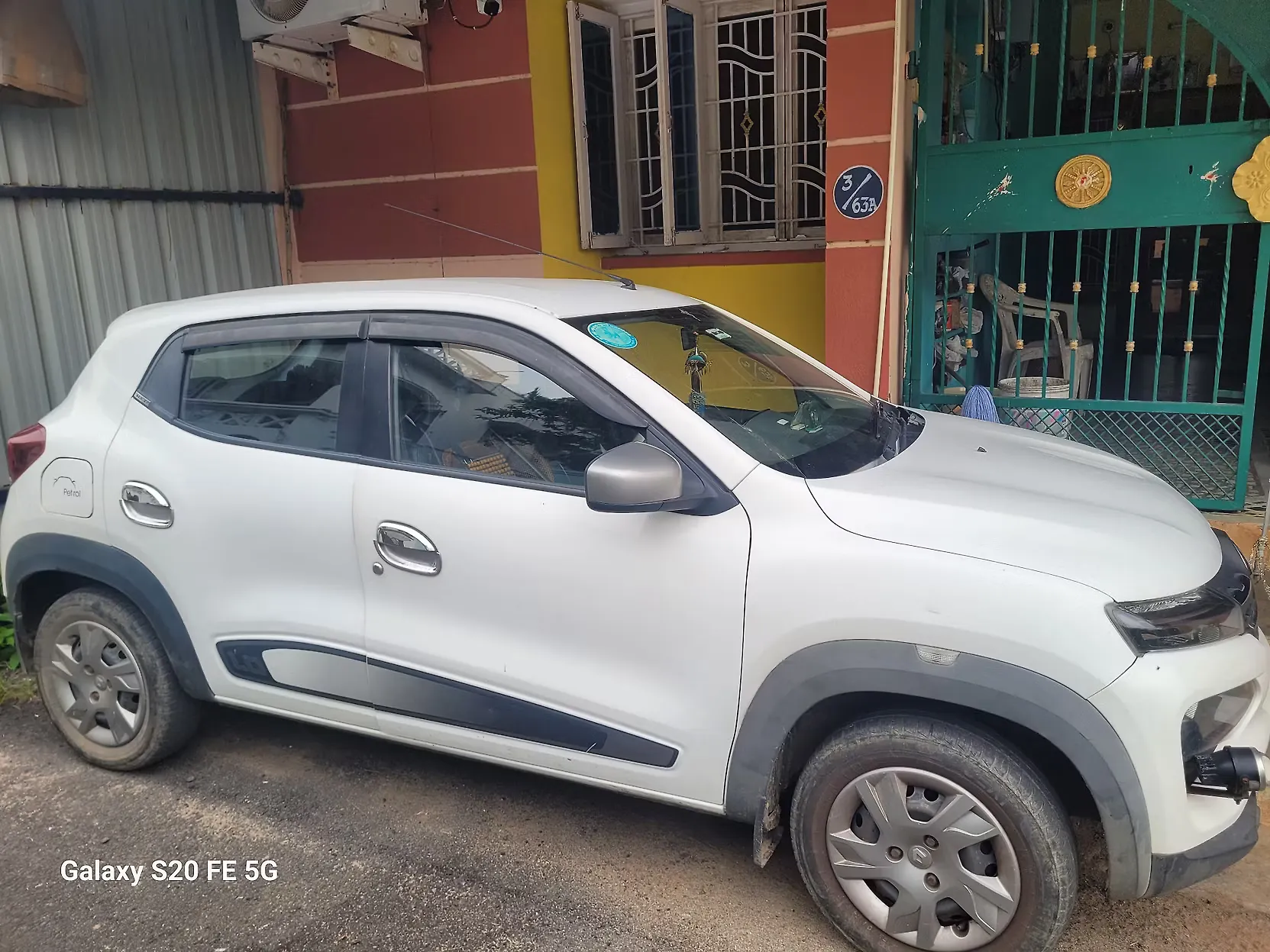 2021 Renault Kwid RXT 1.0 AMT (O) 1