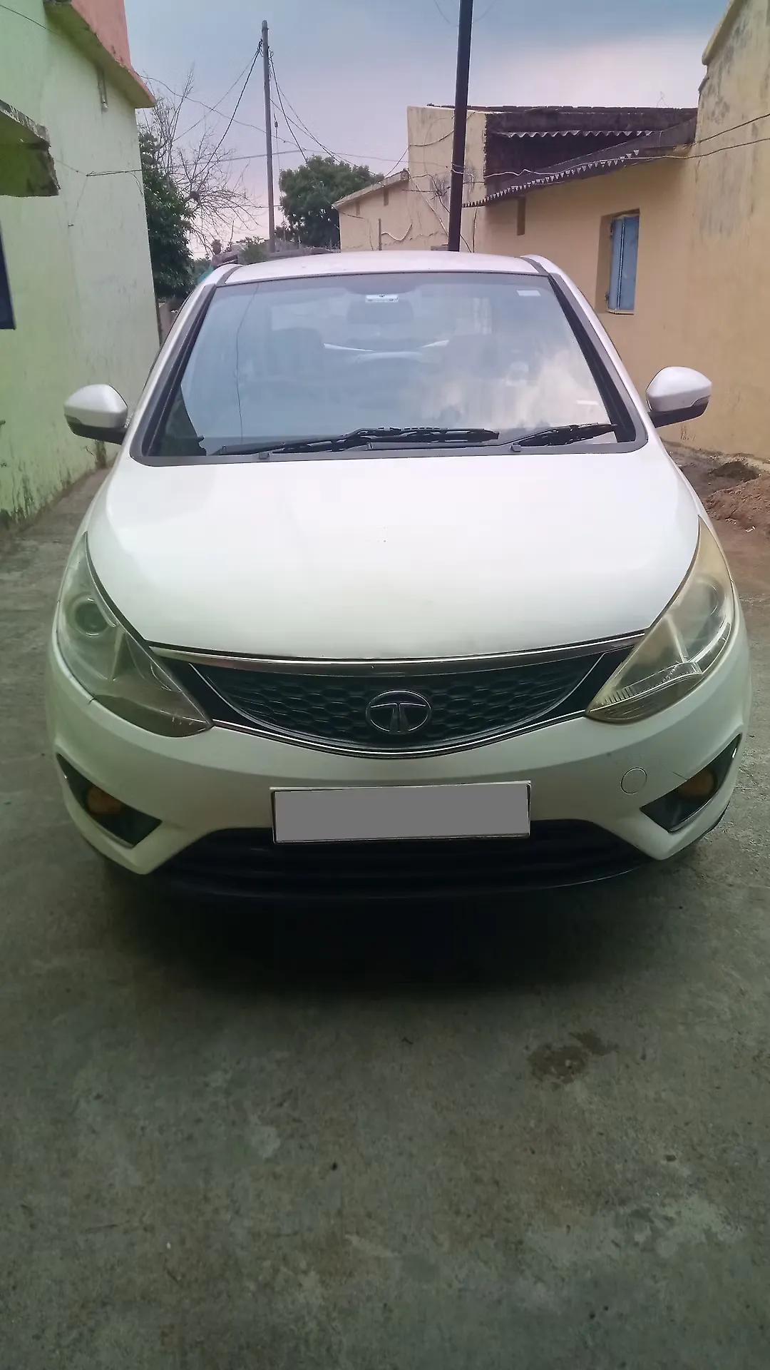 2017 Tata Zest XM Diesel 1