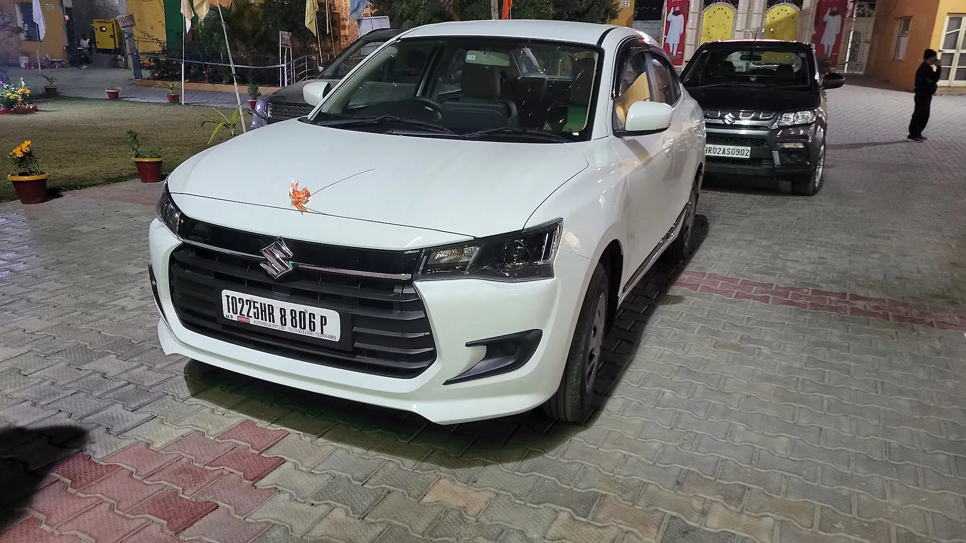 2025 मारुति सुज़ुकी डिज़ायर VXi Petrol Manual 1