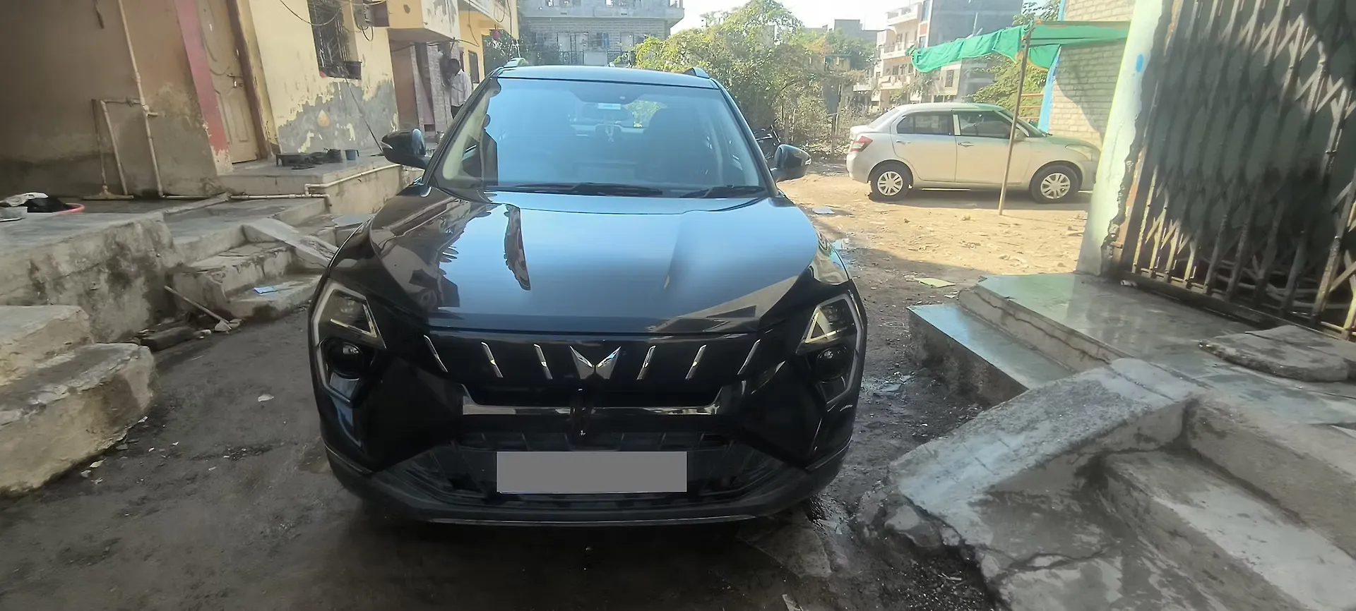 2024 Mahindra XUV 3XO AX5 Diesel 1.5L Turbo Manual 1