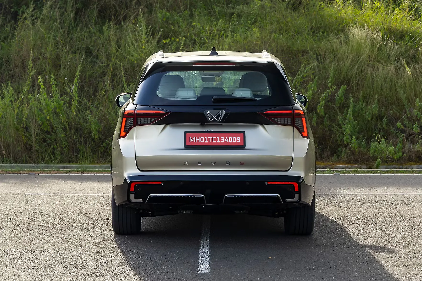 Mahindra XEV 9S thumbnail 9