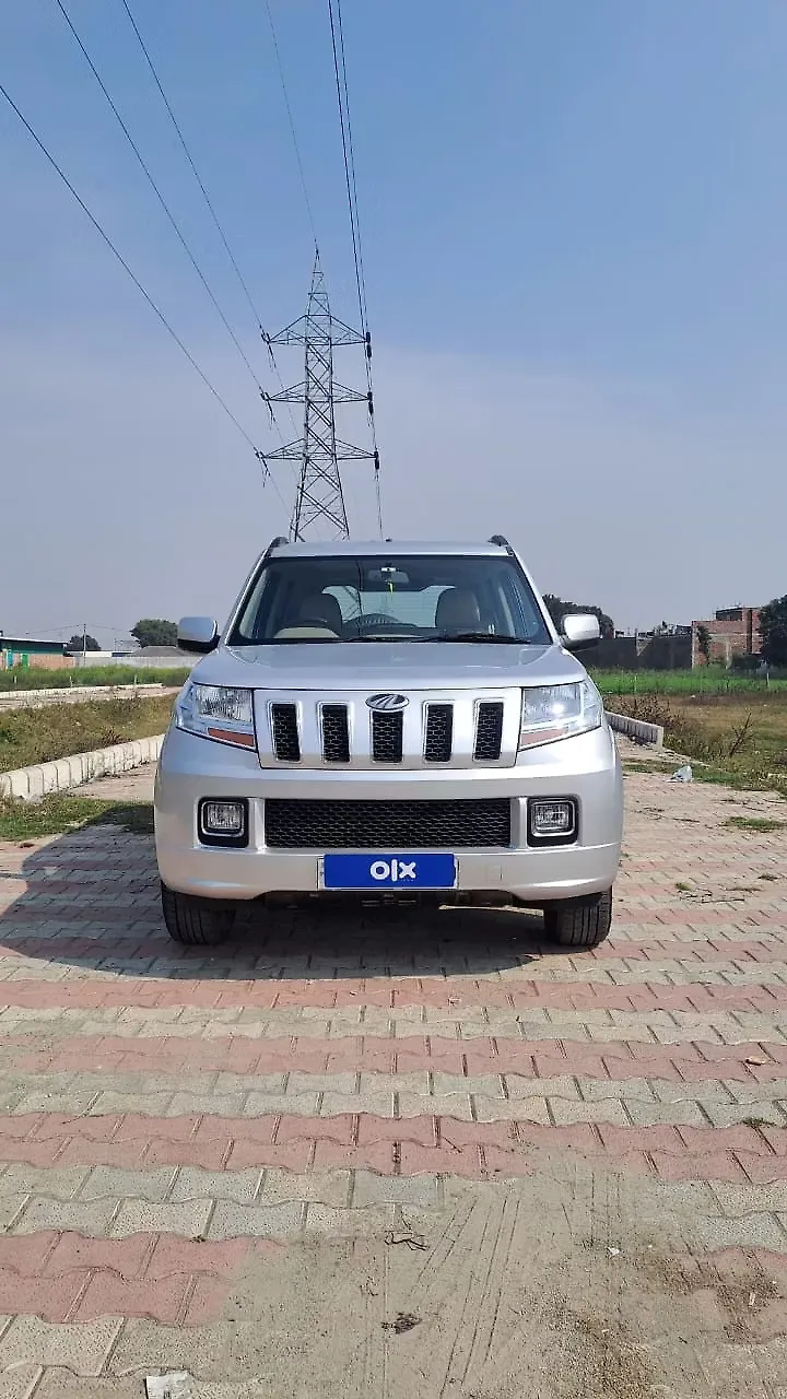 2015 Mahindra TUV300 T8 AMT 1