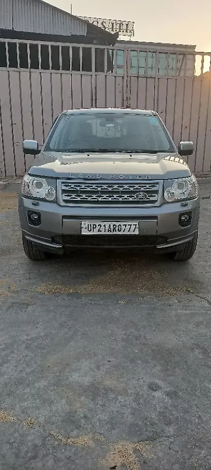 2013 Land Rover Freelander SE TD4 1
