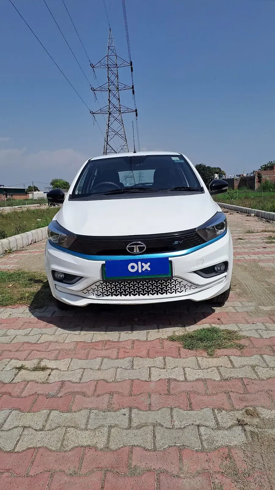 2023 Tata Tiago EV XZ Plus Long Range [2022-2025] 1