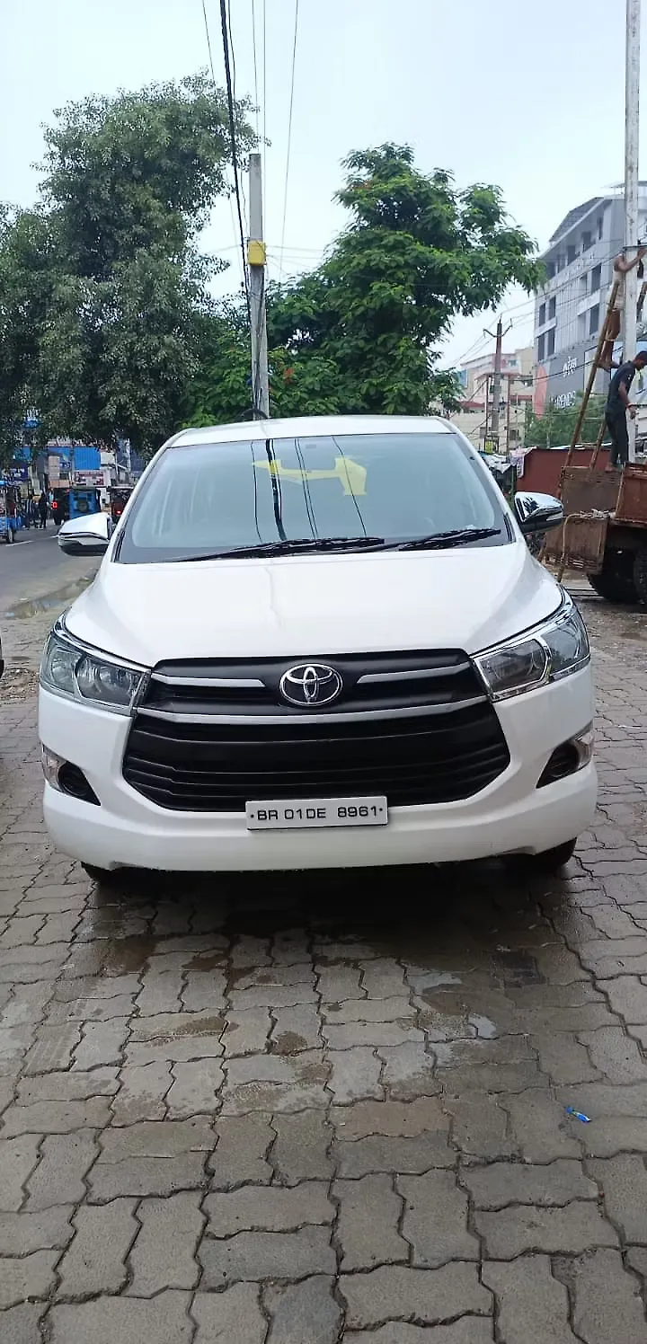 2017 Toyota Innova Crysta 2.7 GX 7 STR [2016-2020] 1