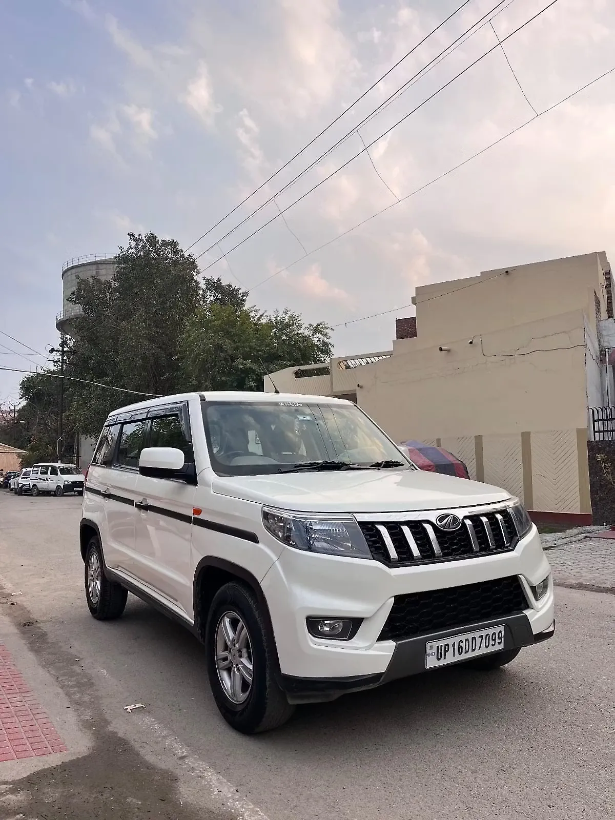 2022 Mahindra Bolero N10 1