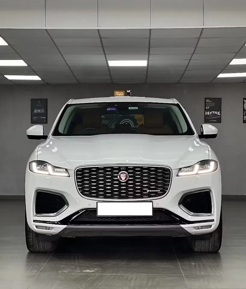 2024 Jaguar F-Pace S R-Dynamic 2.0 Diesel 1