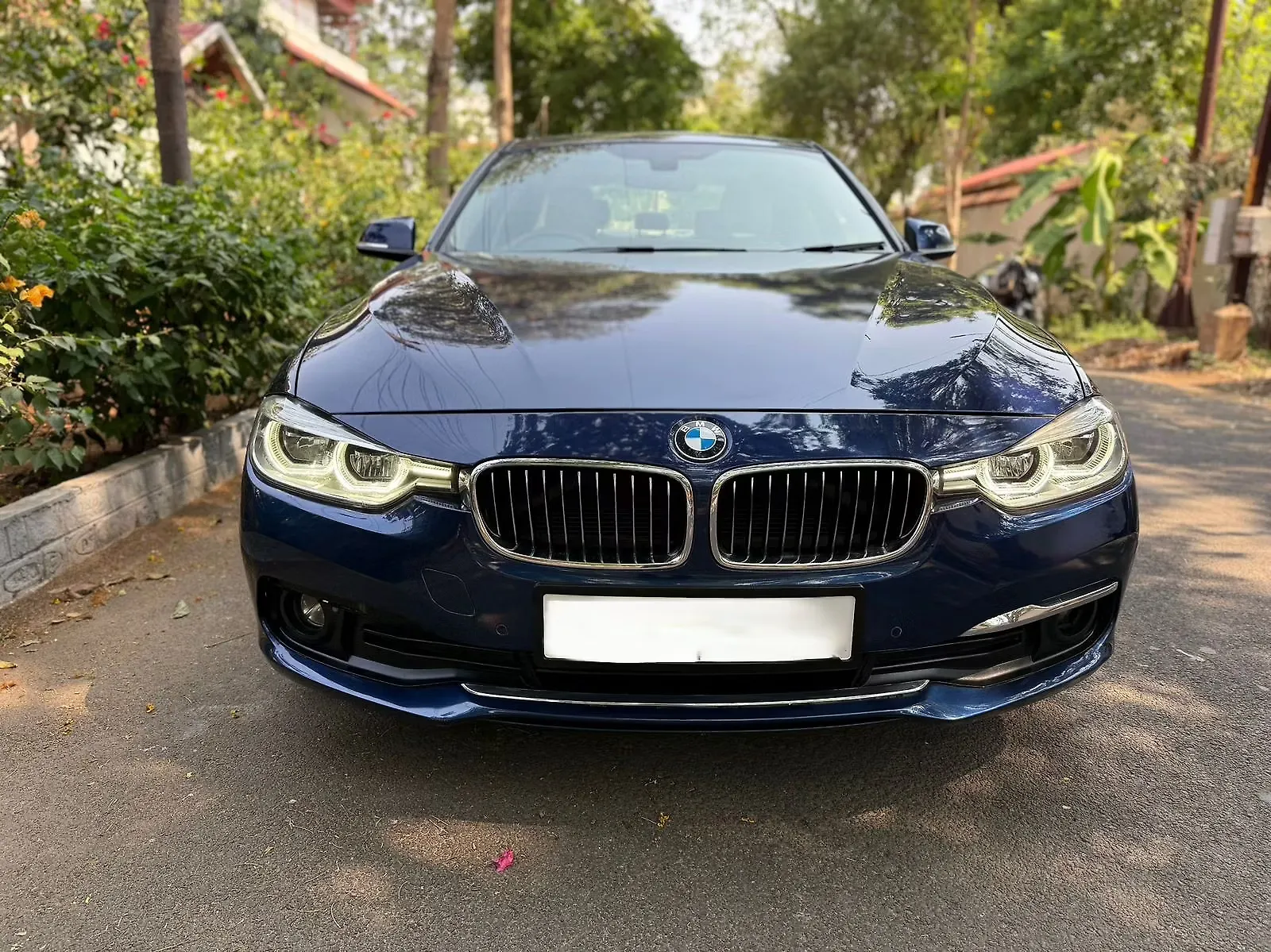 2017 BMW 3-Series 320d Luxury Line 1