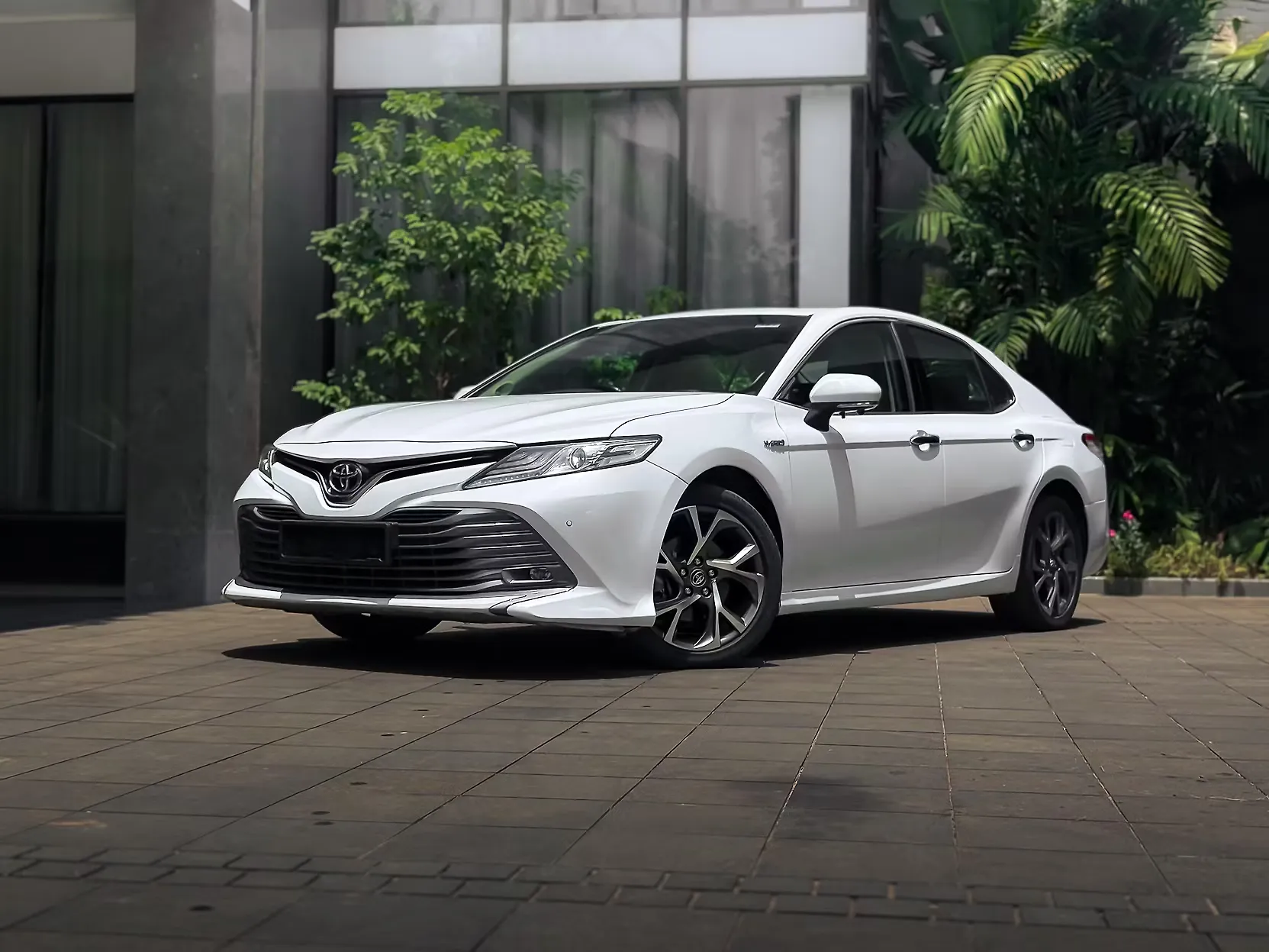 2019 Toyota Camry Hybrid [2019-2020] 1