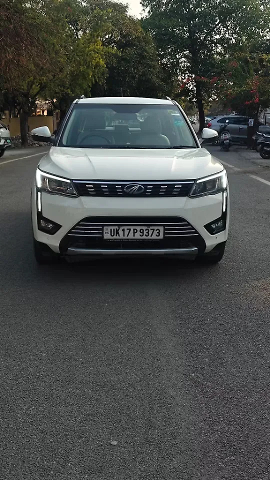 2021 Mahindra XUV300 W8 (O) 1.2 Petrol [2019] 1