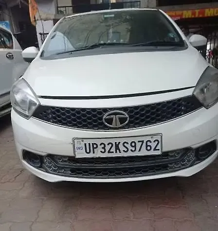 2019 Tata Tiago Revotron XT [2016-2019] 1