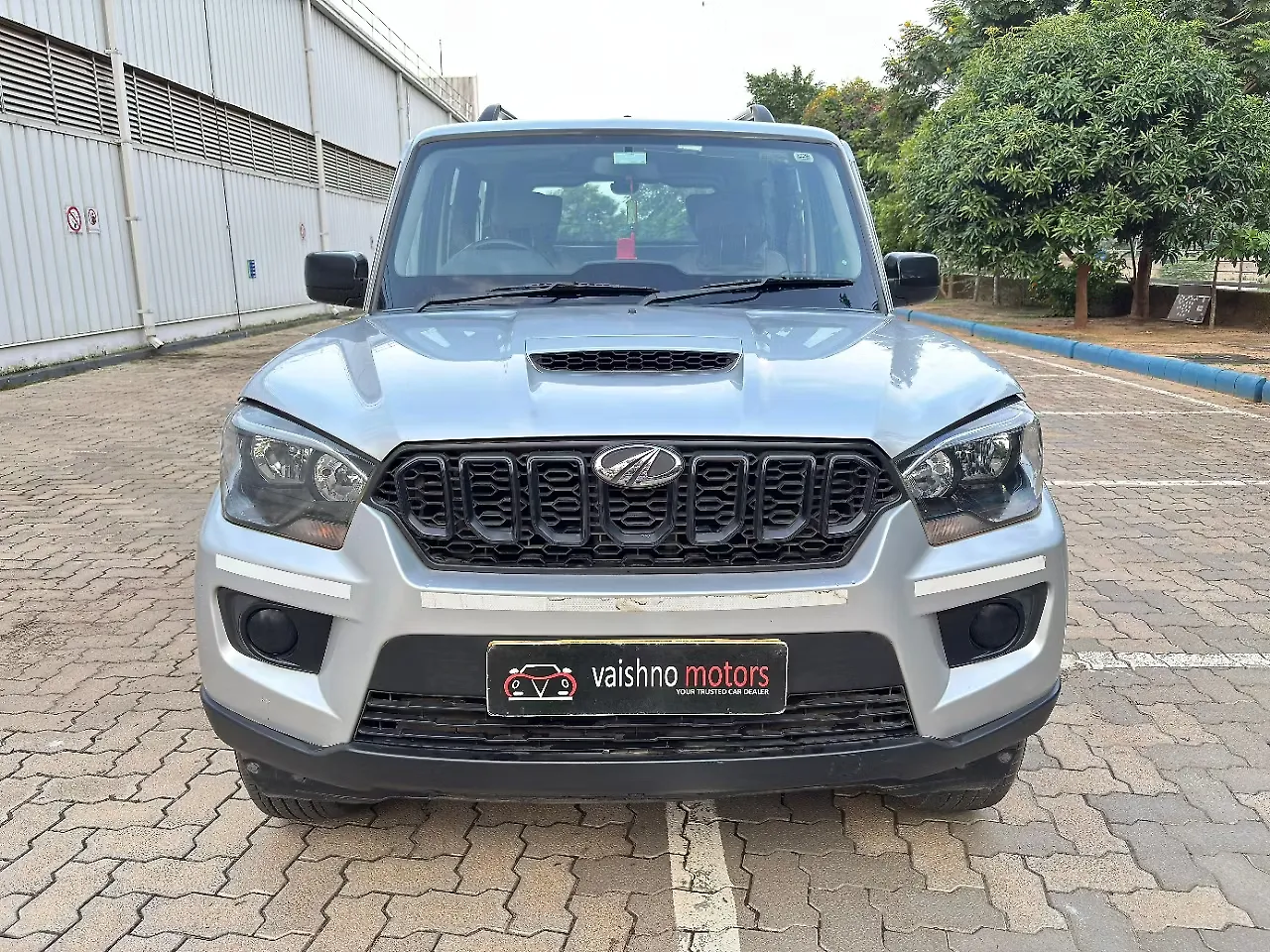 2022 Mahindra Scorpio S5 1