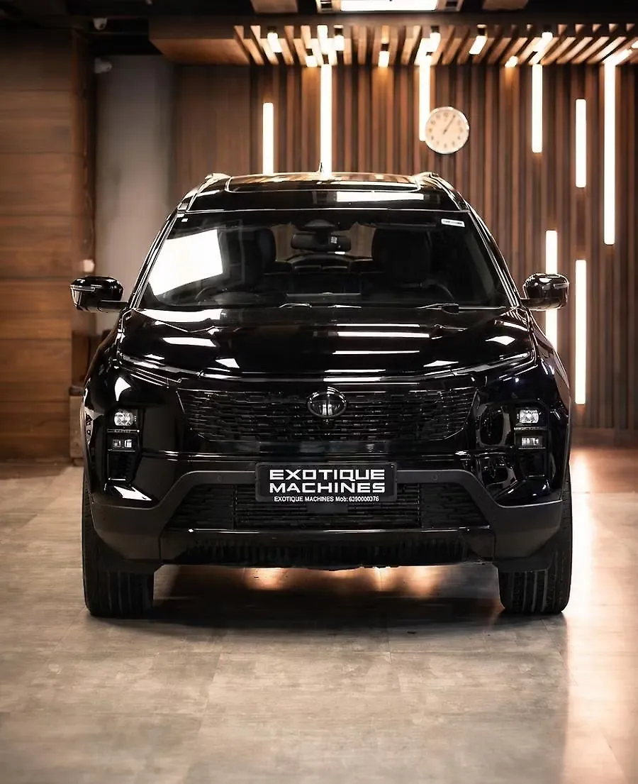 2026 टाटा सफारी Accomplished X Plus Dark Diesel 2.0L Turbo Automatic 7 STR 1